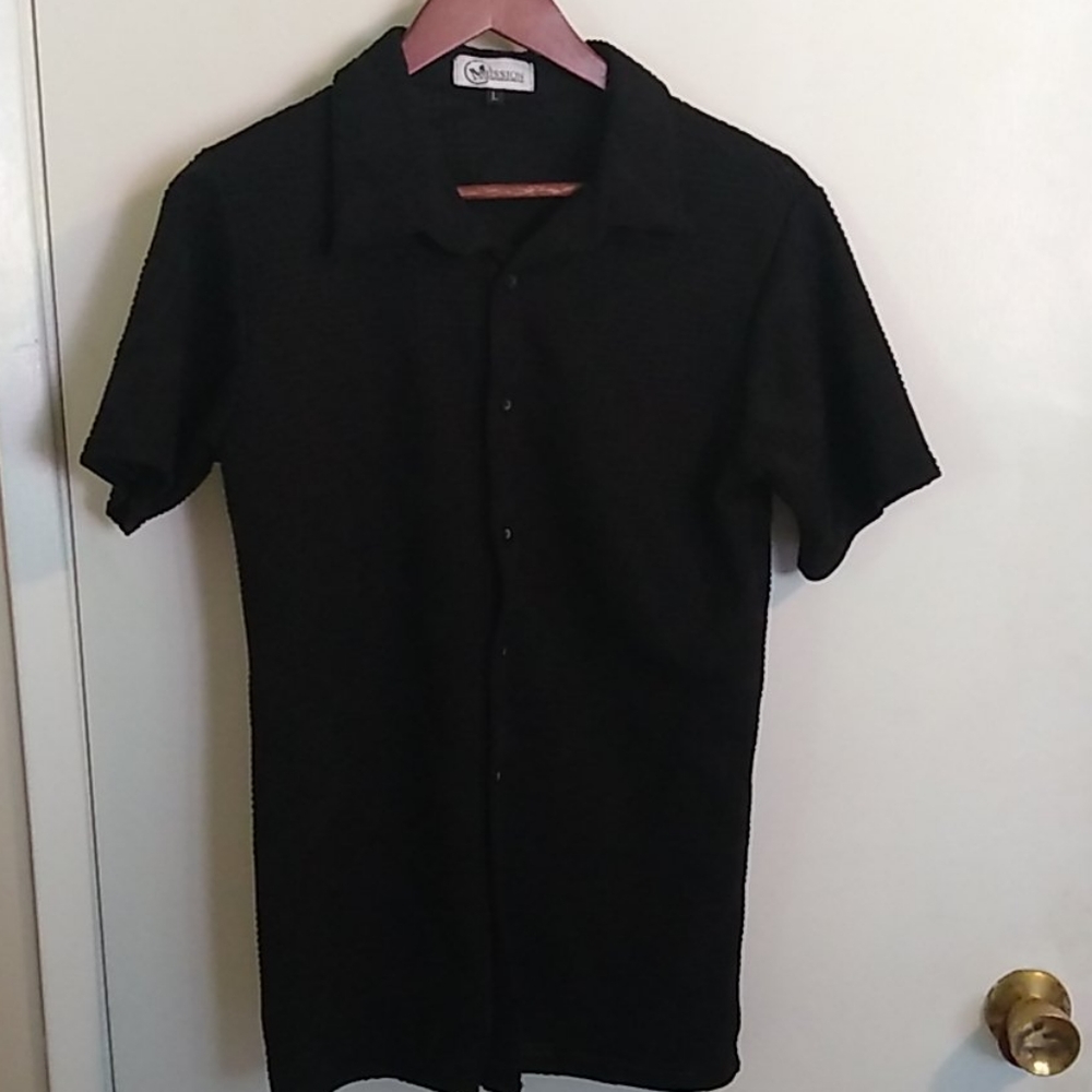 Alternative style button down